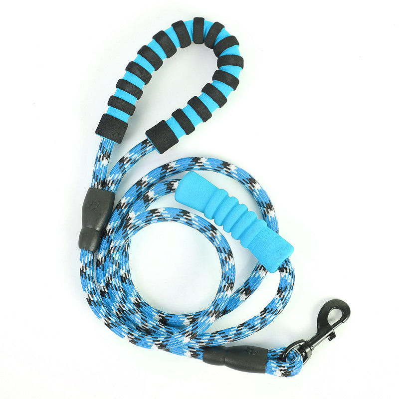 Cuerda redonda del perro del correo de EVA Reflective Double Handle Dog con el clip y la manija rellenada el 180cm