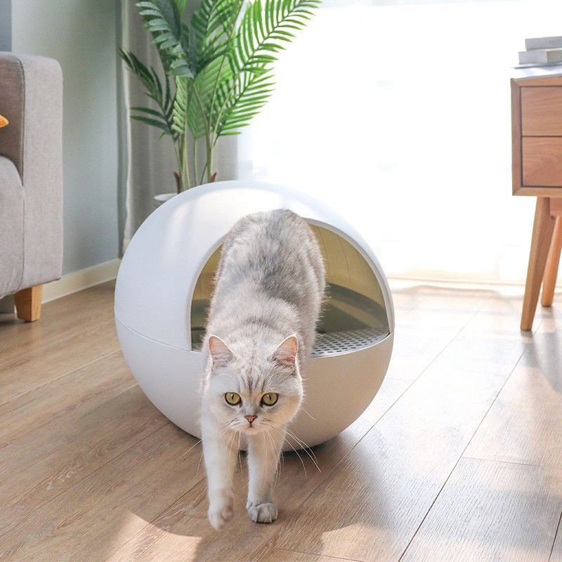 El tipo de poco ruido limpieza de uno mismo Cat Litter Box Toilet Semi del huevo incluyó el desodorante del chapoteo