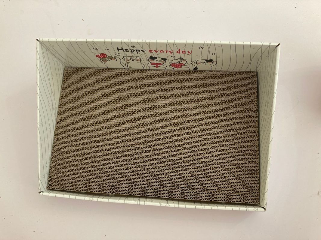 Cat Cardboard Scratcher Bed acanalada reciclable 700g para jugar la relajación