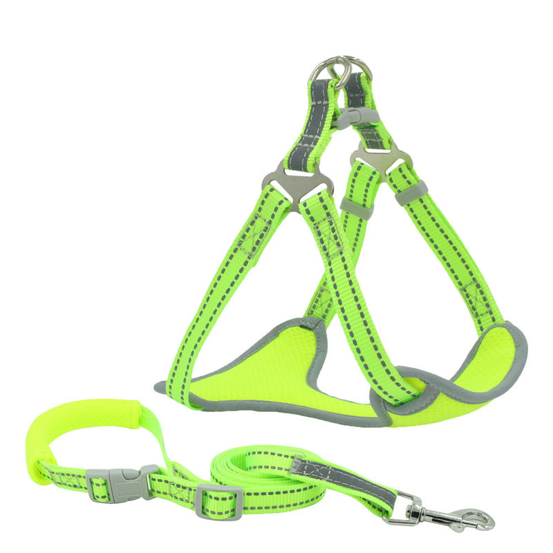 Mesh Reflective Leash And Collar respirable fijó el equipo del cuello y del correo de perro del sistema de la tracción de la correa del pecho
