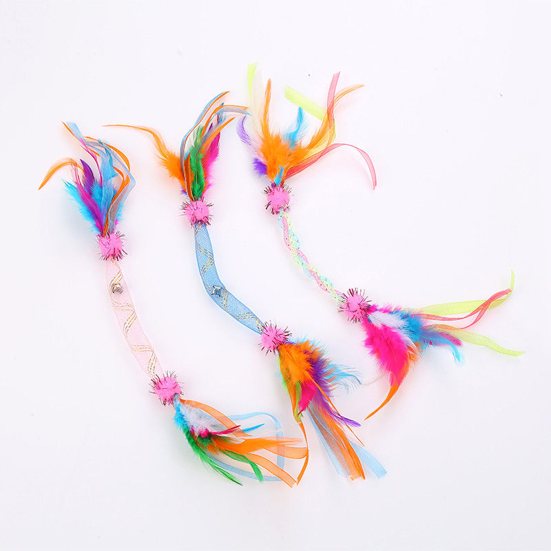 Pluma suave de alta calidad respetuosa del medio ambiente Cat Toy Cat Interactive Feather Toys plástica con Bell