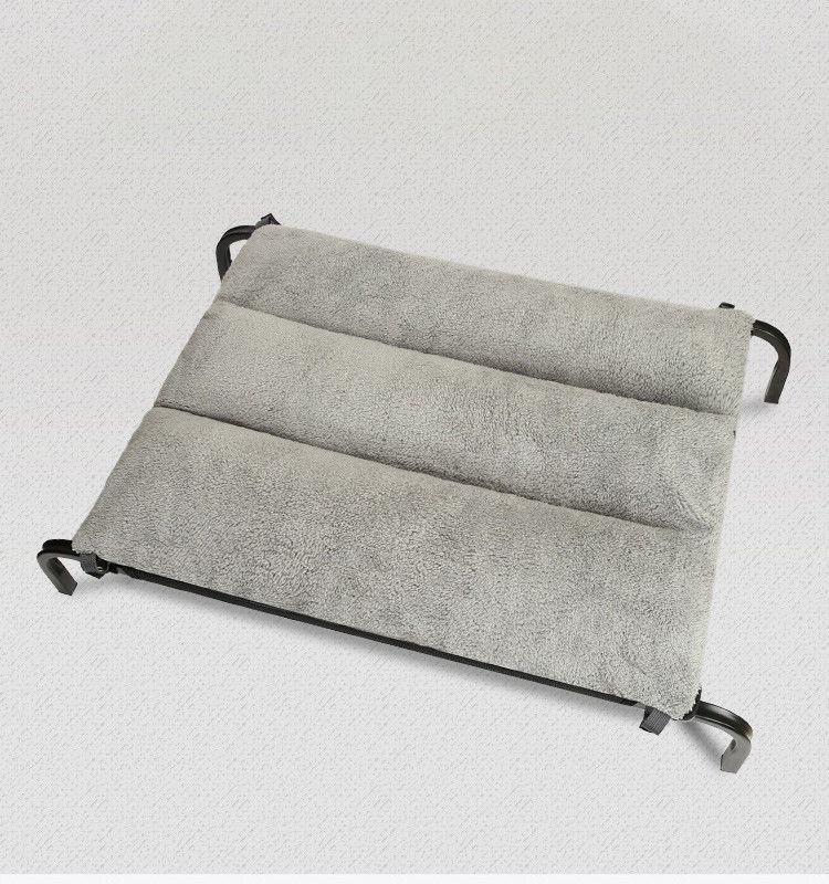 Tubo de acero de gran tamaño que dobla la cama elevada choza cómoda del perro de la cama del animal doméstico con los amortiguadores espesados de la felpa