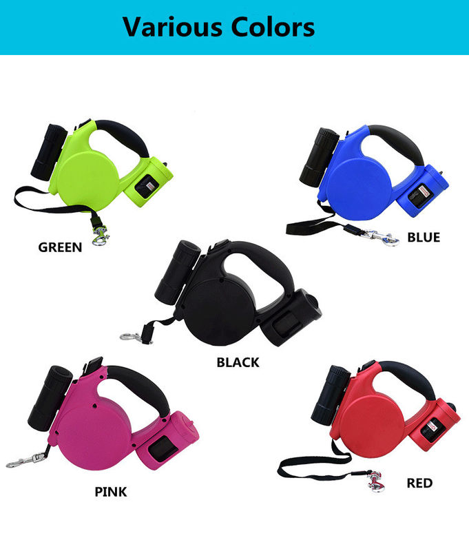 3 retractables automáticos en 1 correa de perro de la cuerda con los bolsos de la linterna y del impulso